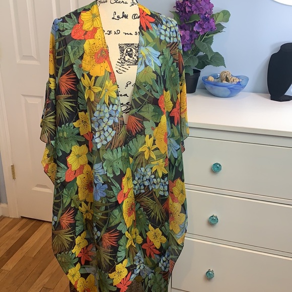 Daydream Floral Kimono NWT - Picture 9 of 11